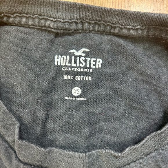 Hollister Navy Long Sleeve Shirt - Picture 2 of 5